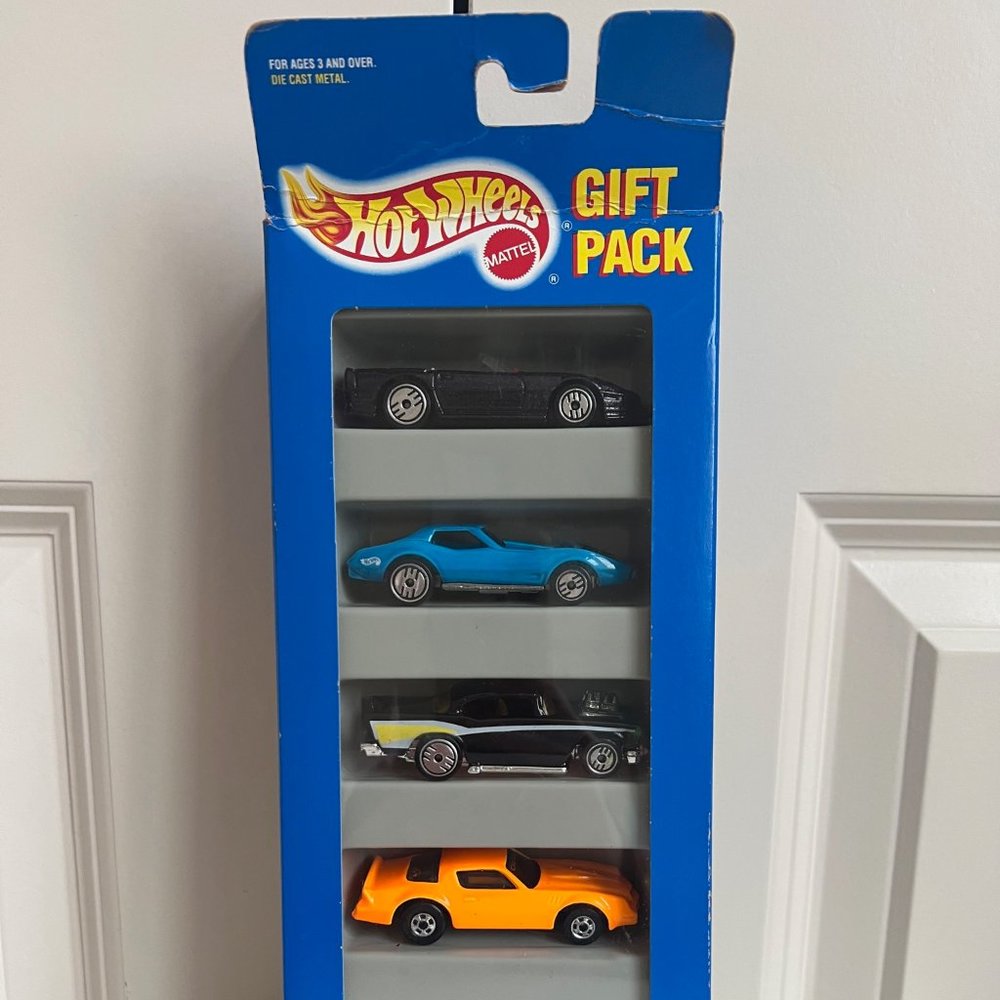 Hot Wheels 1993 Chevrolet 5 Pack/ Gift Pack